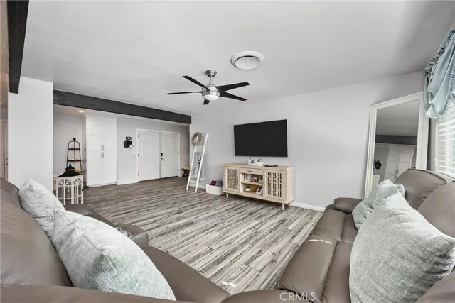 $399,900 | 5005 Surrey Lane, Bakersfield, CA 93309