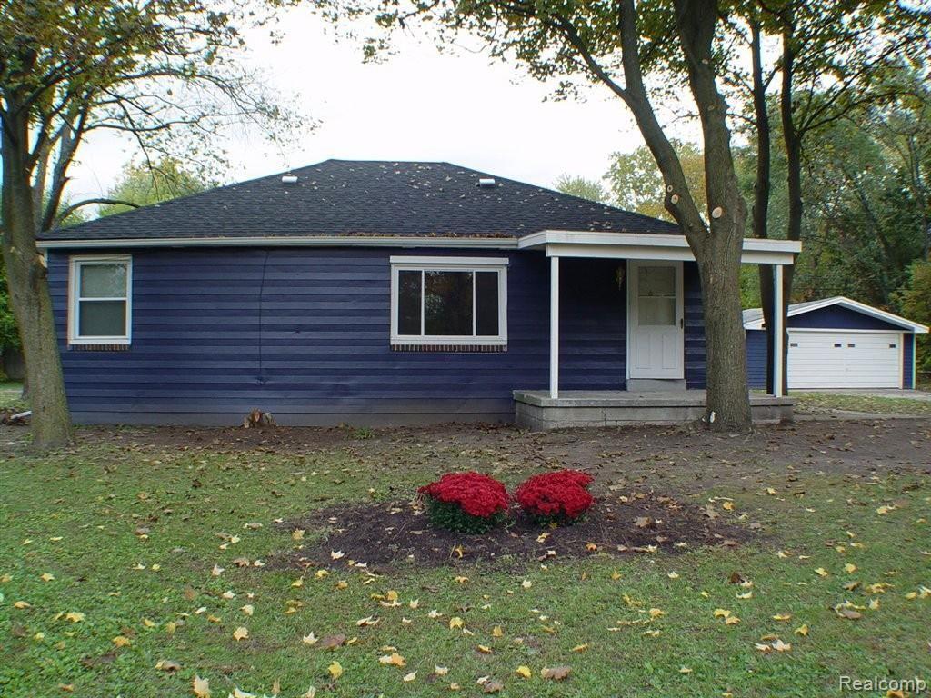 13715 Farm Road Belleville, MI 48111 - Photo 17 of 23 Awesome home on 2.50 acres (2).J