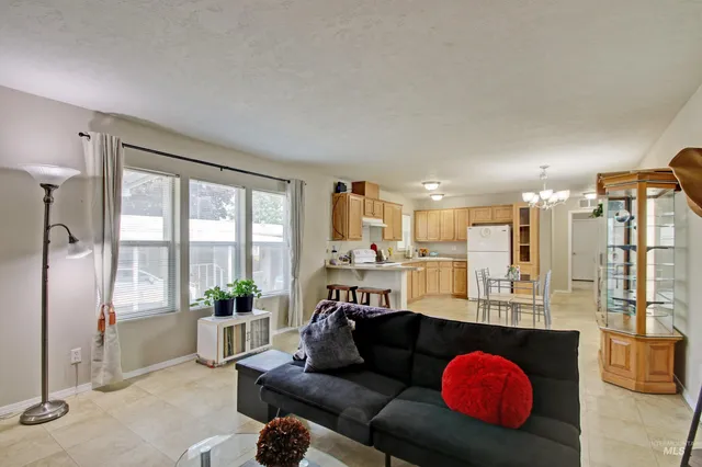 $89,990 | 10742 West Ardyce Avenue, Unit 11, Boise, ID 83713