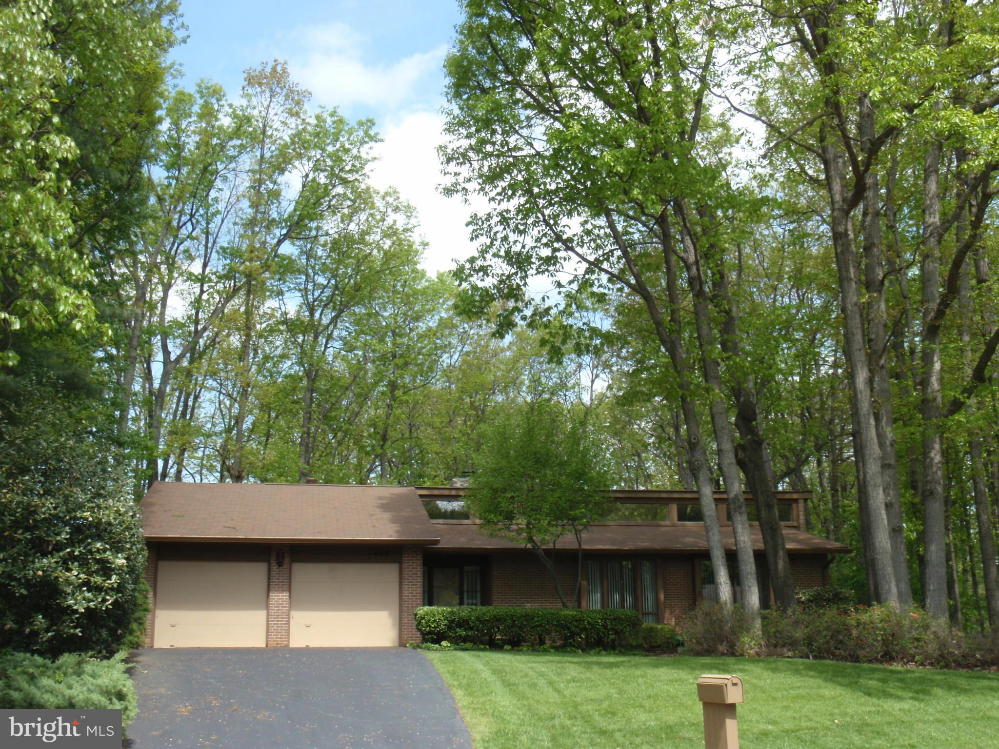 Exterior (Front)