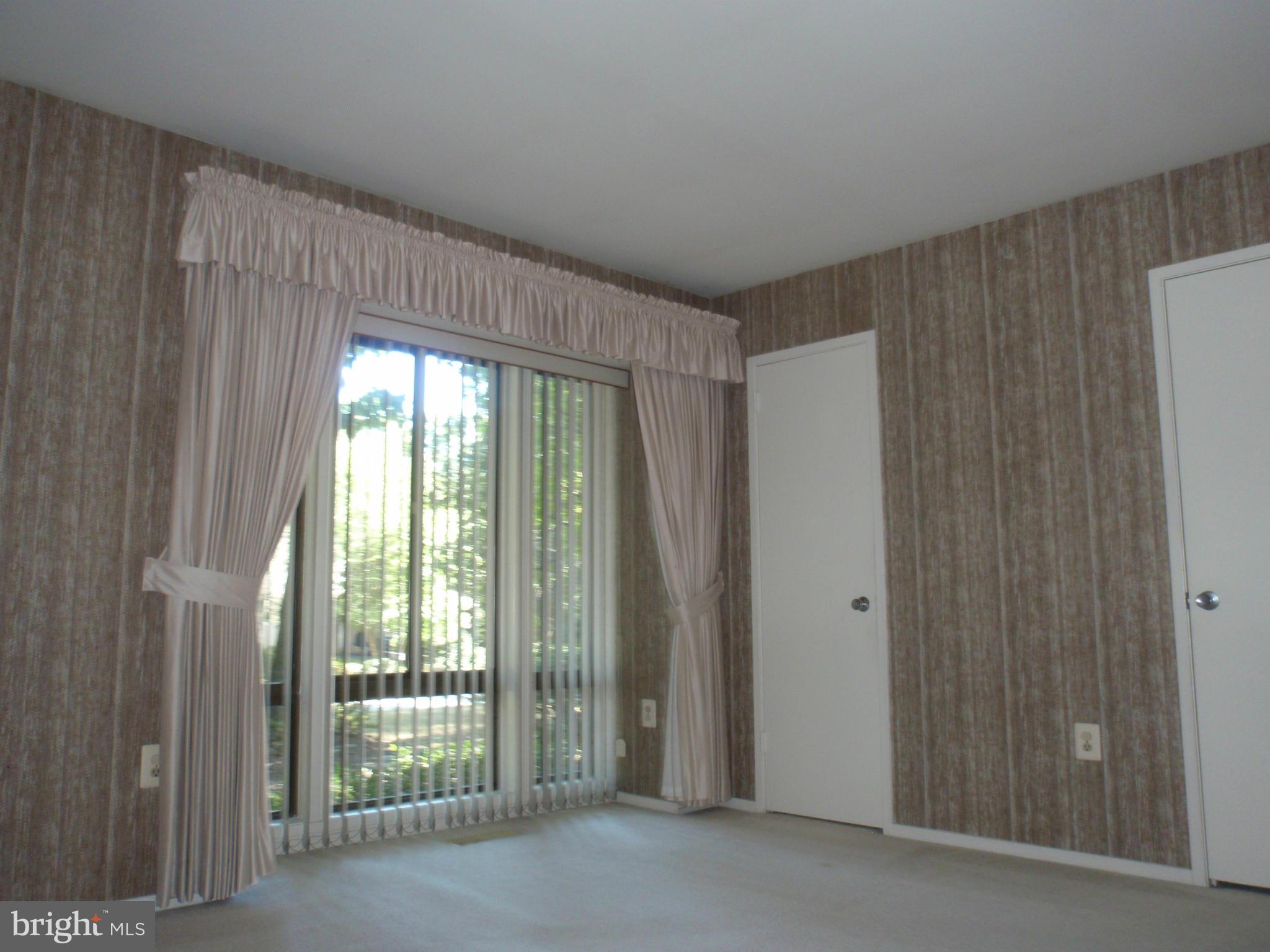 1406 Wolftrap Run Road Vienna, VA 22182 - Photo 15 of 30 Bedroom