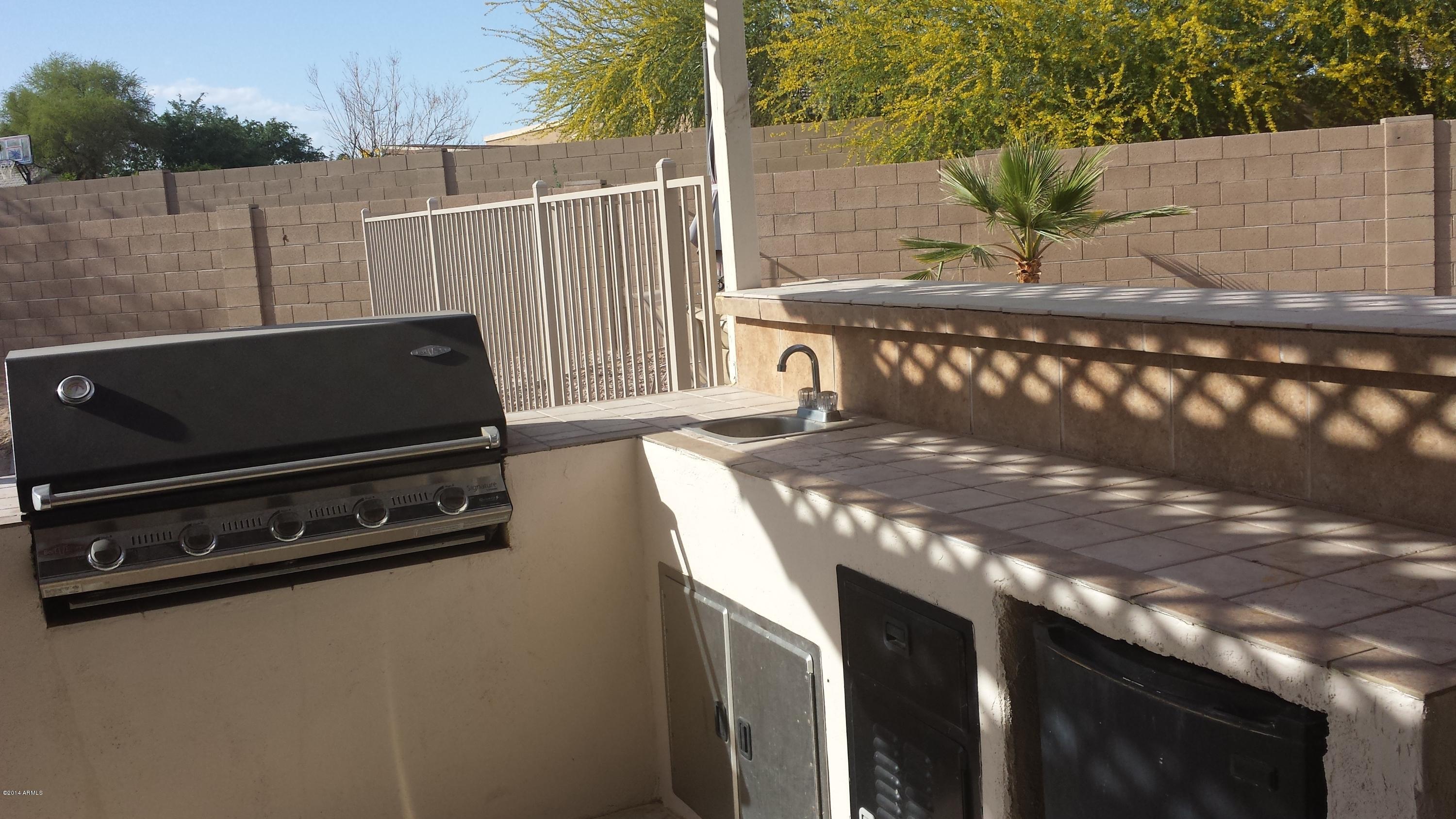 11030 West Granada Road Avondale, AZ 85392 - Photo 40 of 49 Built in BBQ