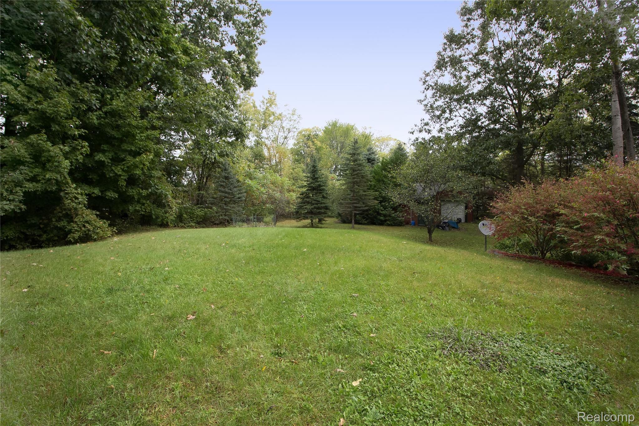 4359 Argentine Road Howell, MI 48855 - Photo 24 of 34 Front Yard
