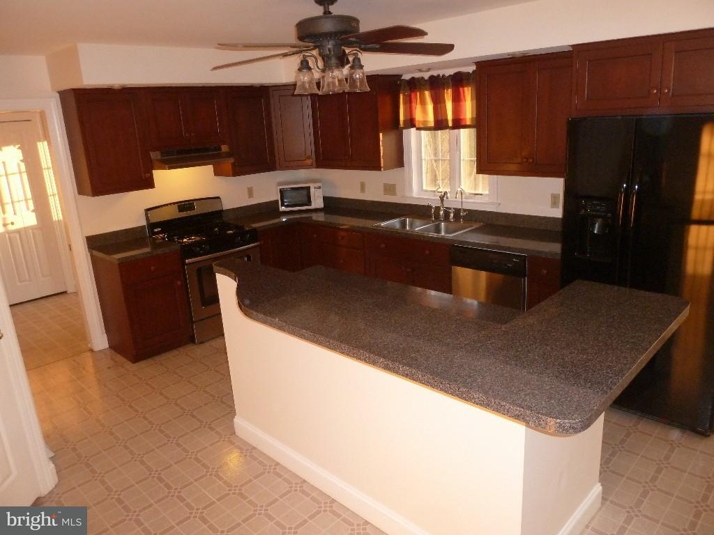 261 Millway Road Ephrata, PA 17522 - Photo 5 of 15
