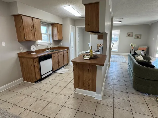 $235,000 | 3200 Jennifer Court, Marrero, LA 70072