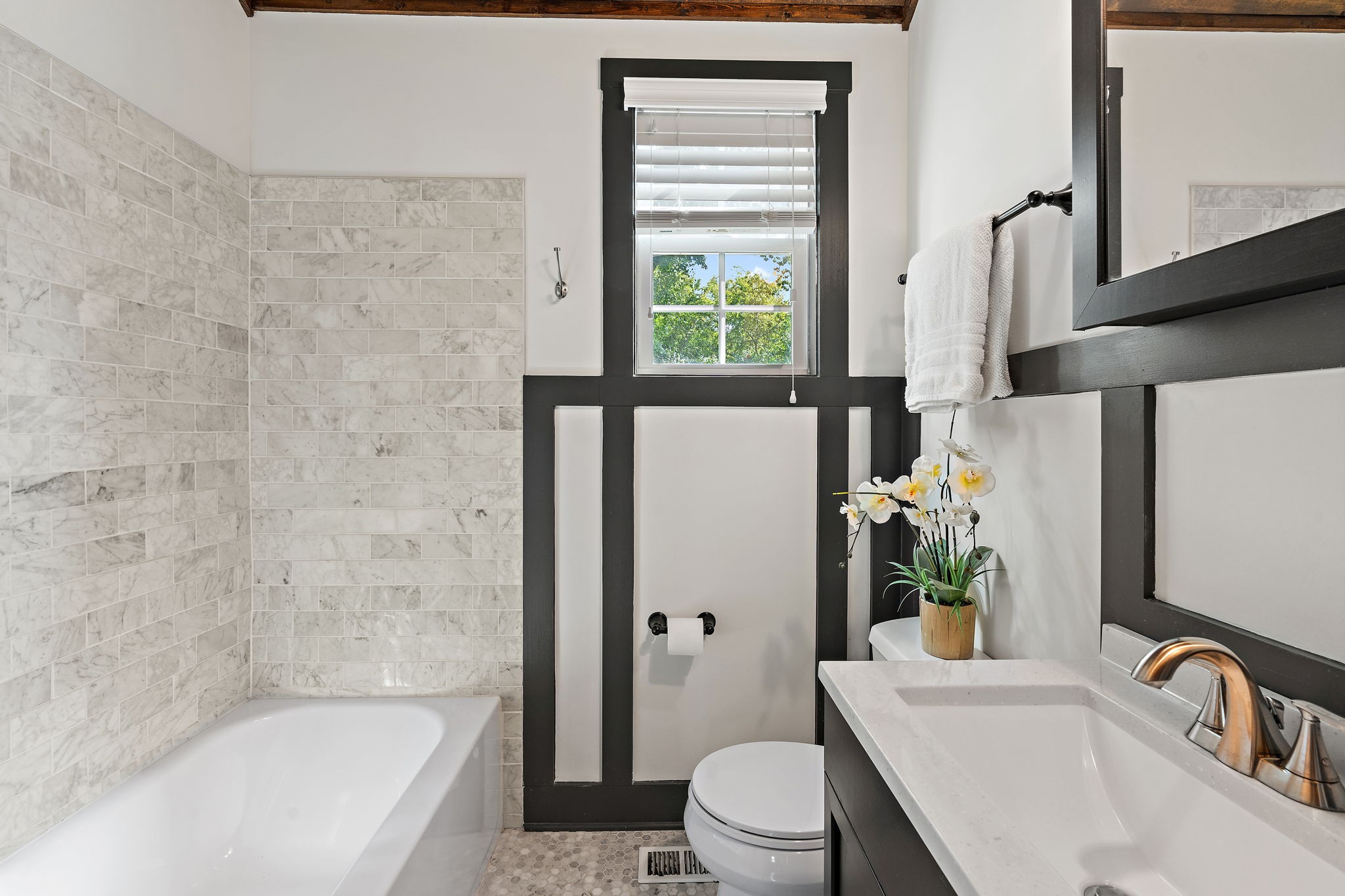 2614 Live Oak Road Nashville, TN 37210 - Photo 17 of 37 a bathroom with a sink toilet and shower