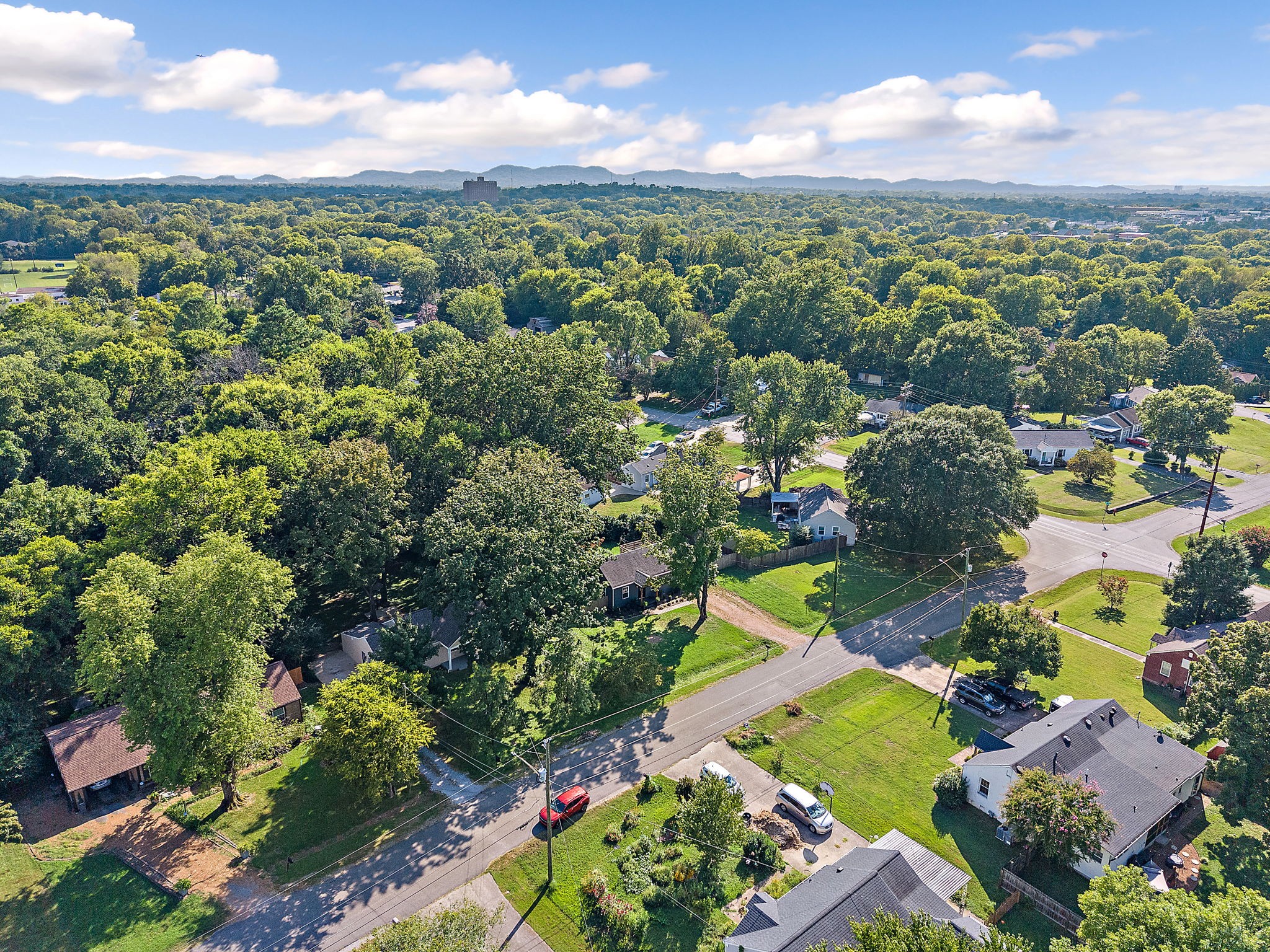 2614 Live Oak Road Nashville, TN 37210 - Photo 35 of 37 a view of a city