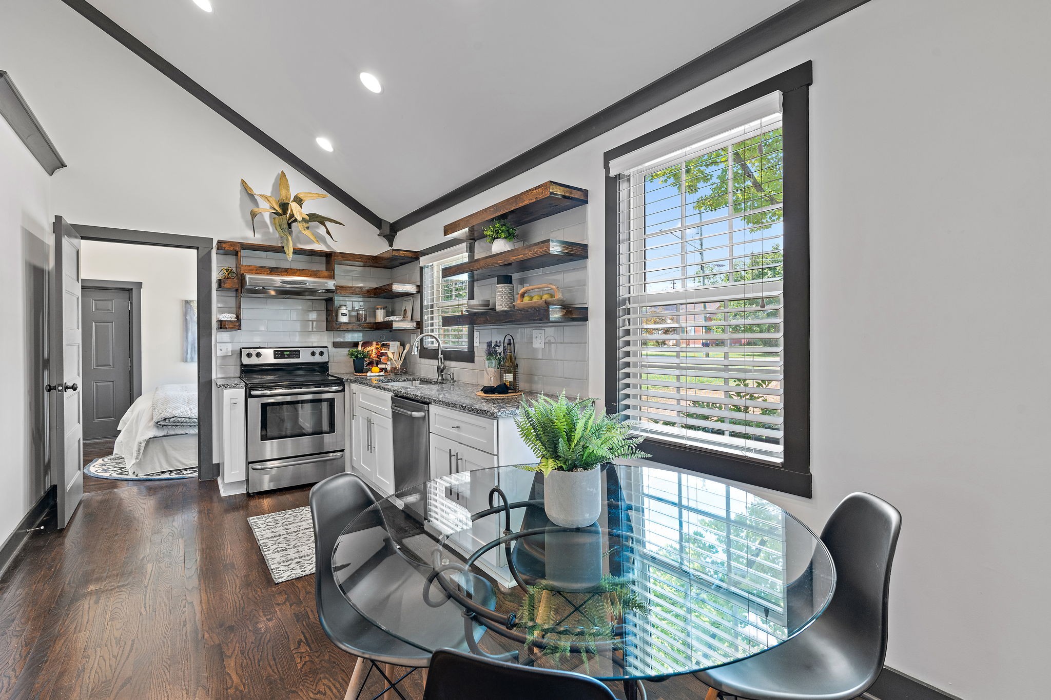 2614 Live Oak Road Nashville, TN 37210 - Photo 10 of 37 a dining room with furniture and wooden floor