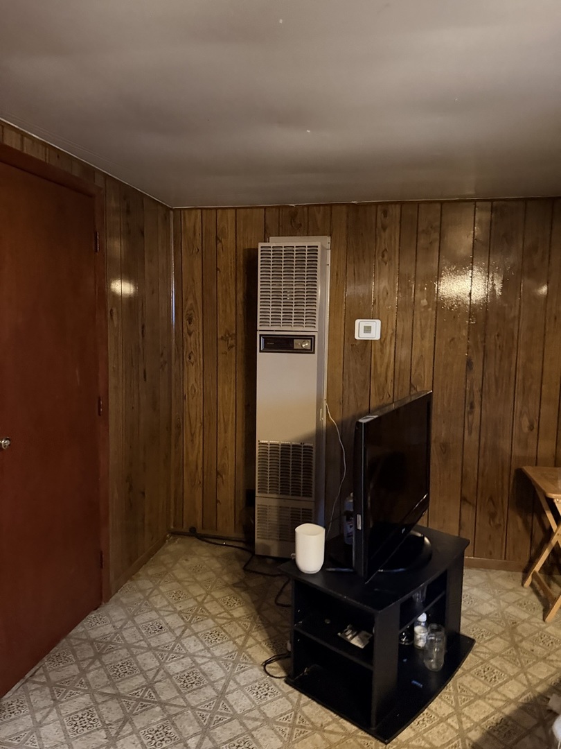 8118 South Rhodes Avenue Chicago, IL 60619 - Photo 25 of 26 Gallery Image 25