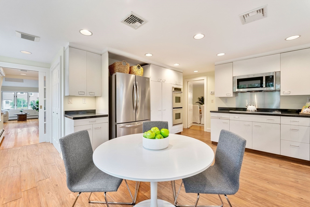 135 Lewis Road Belmont, MA 02478 - Photo 8 of 28 Gallery Image 8