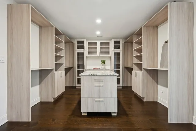 a view of a yard in the middle of a town