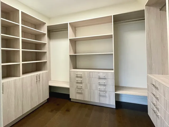 $2,400,000 | 4730 South Greenwood Avenue, Chicago, IL 60615