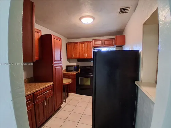 $1,700 | 880 Northwest 129th Street, North Miami, FL 33168