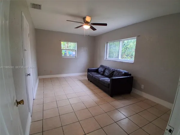 $1,700 | 880 Northwest 129th Street, North Miami, FL 33168