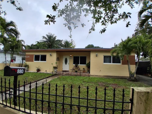 $1,700 | 880 Northwest 129th Street, North Miami, FL 33168