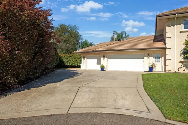 $1,300,000 | 4811 Argyle Lane, Sacramento, CA 95841