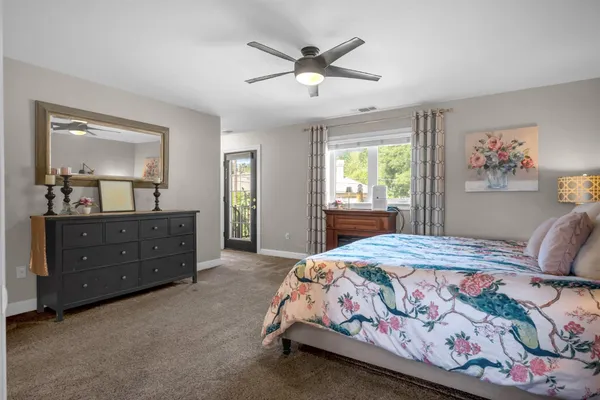 $1,300,000 | 4811 Argyle Lane, Sacramento, CA 95841