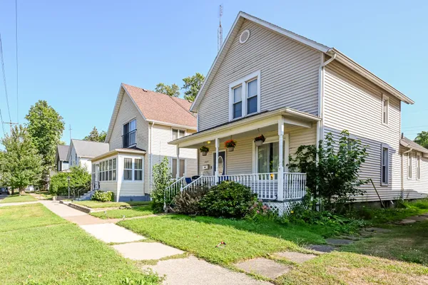 $312,000 | 1004 Harrison Avenue, St. Joseph, MI 49085