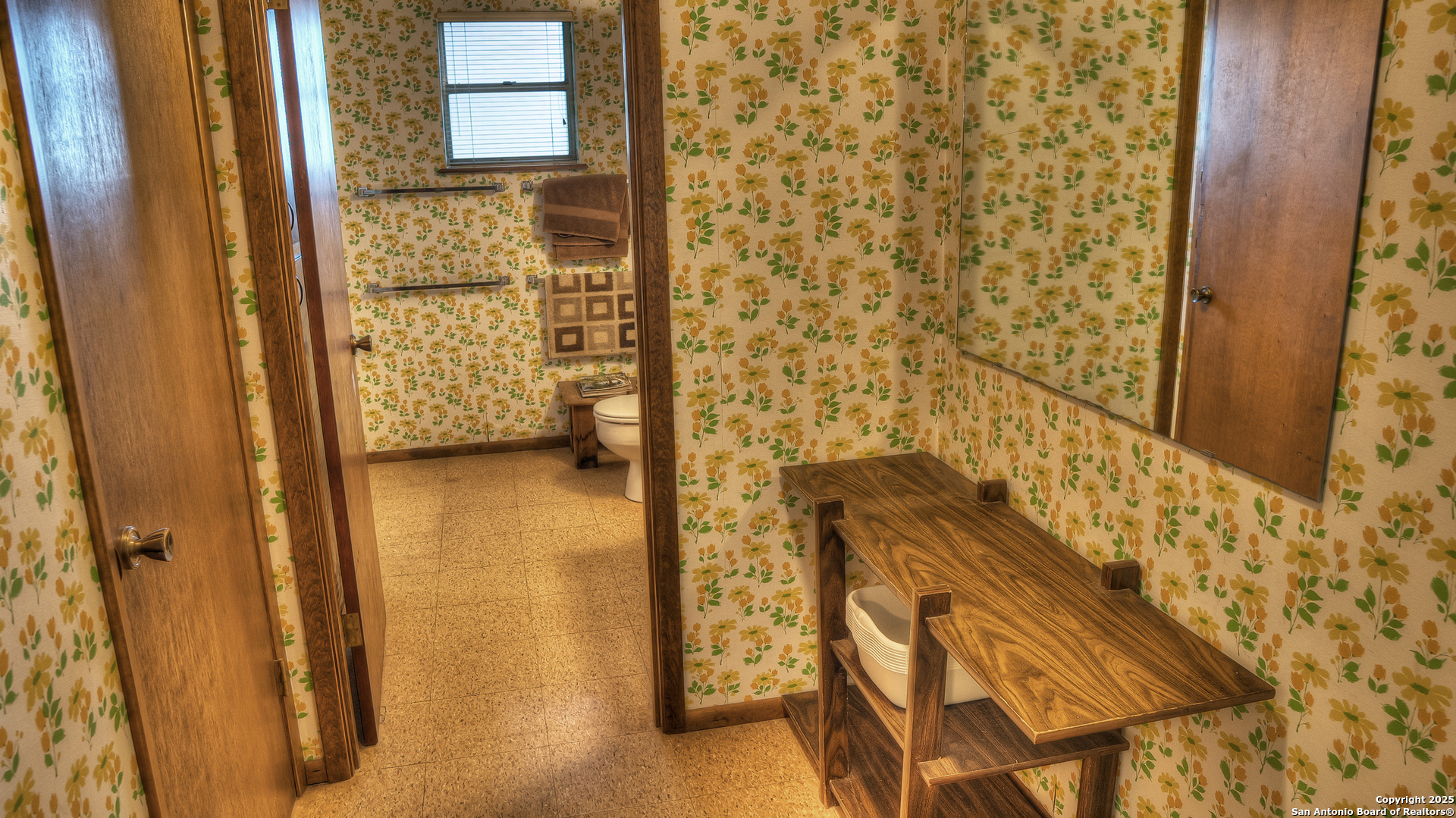154 Weston Road Leakey, TX 78873 - Photo 26 of 39 a bathroom with a shower