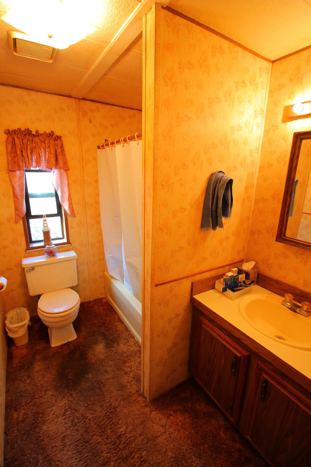 10489 Lower River Road Grants Pass, OR 97526 - Photo 28 of 30 2 full baths