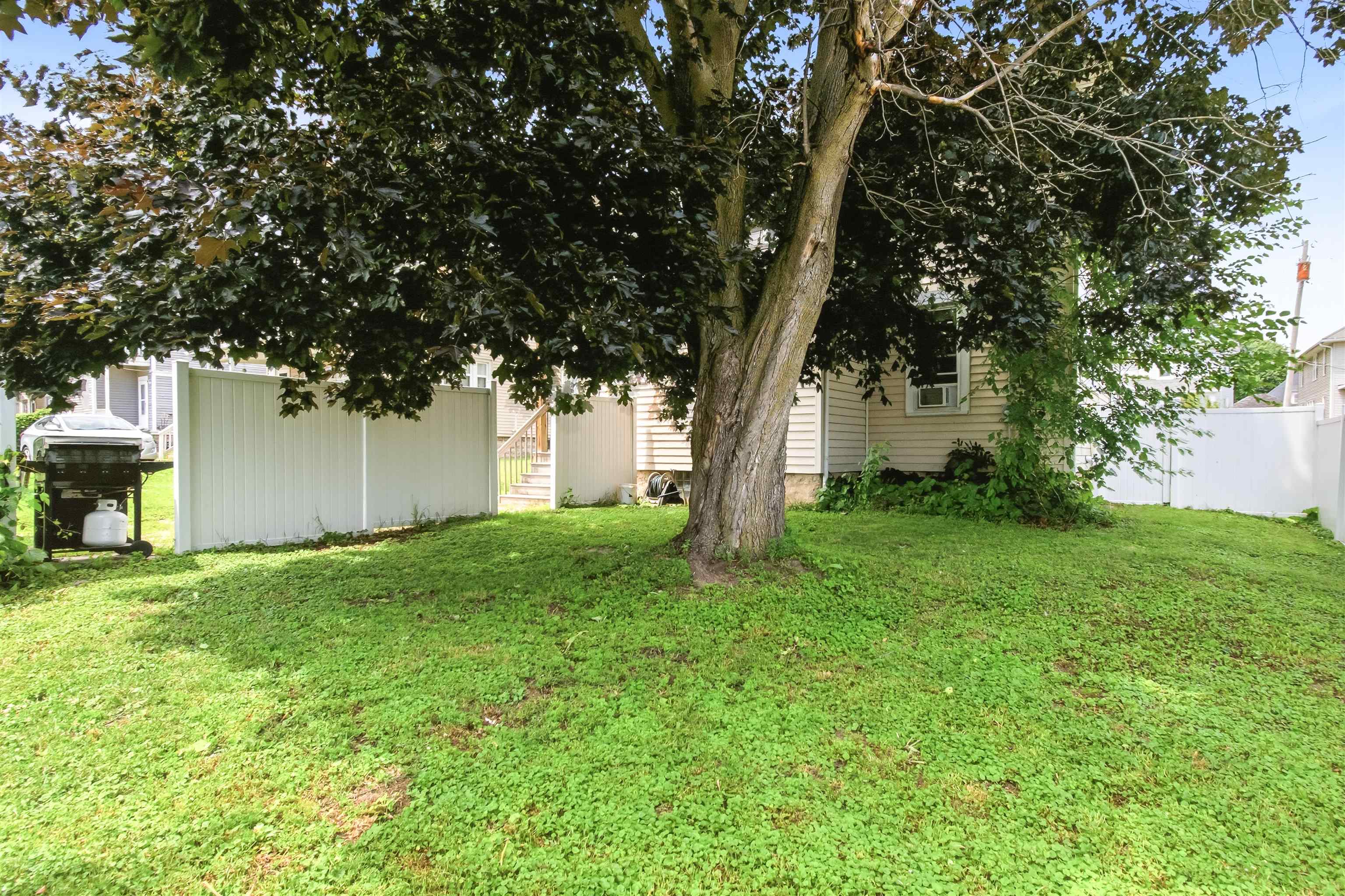 313 Front Street Beaver Dam, WI 53916 - Photo 41 of 48