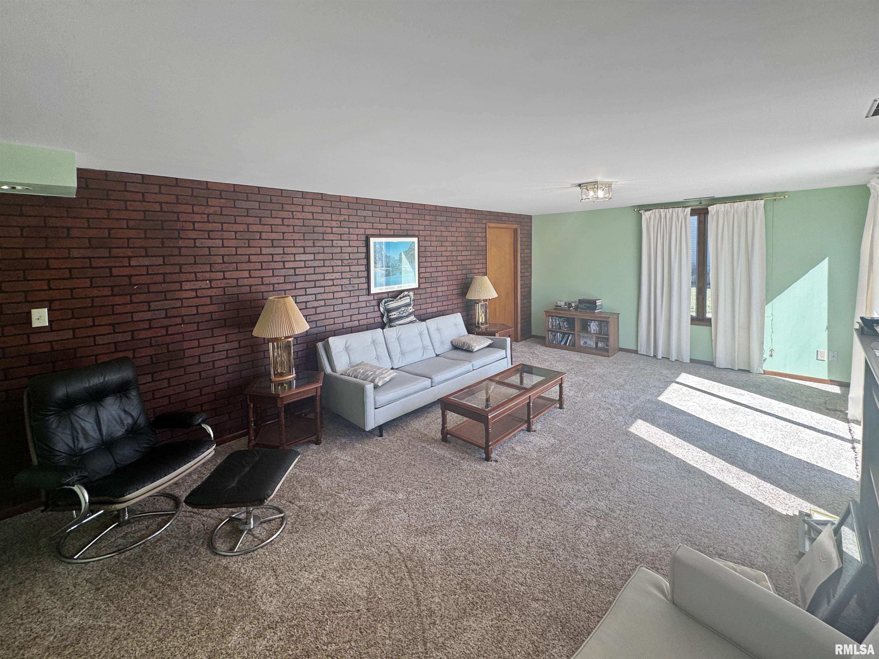 972-910 910 E Street Mount Sterling, IL 62353 - Photo 10 of 20