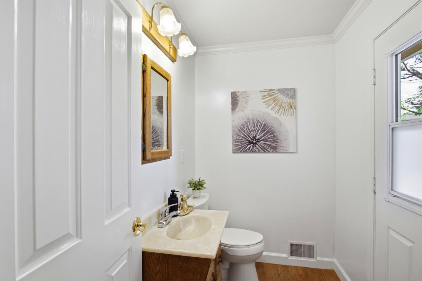 1141 Covington Road Los Altos, CA 94024 - Photo 28 of 40