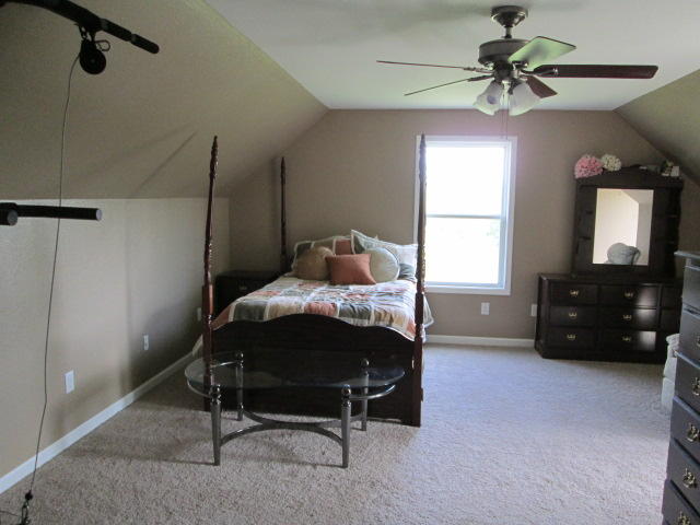 115 Joe Tabor Road Crossville, TN 38571 - Photo 13 of 21 13 Bedroom three