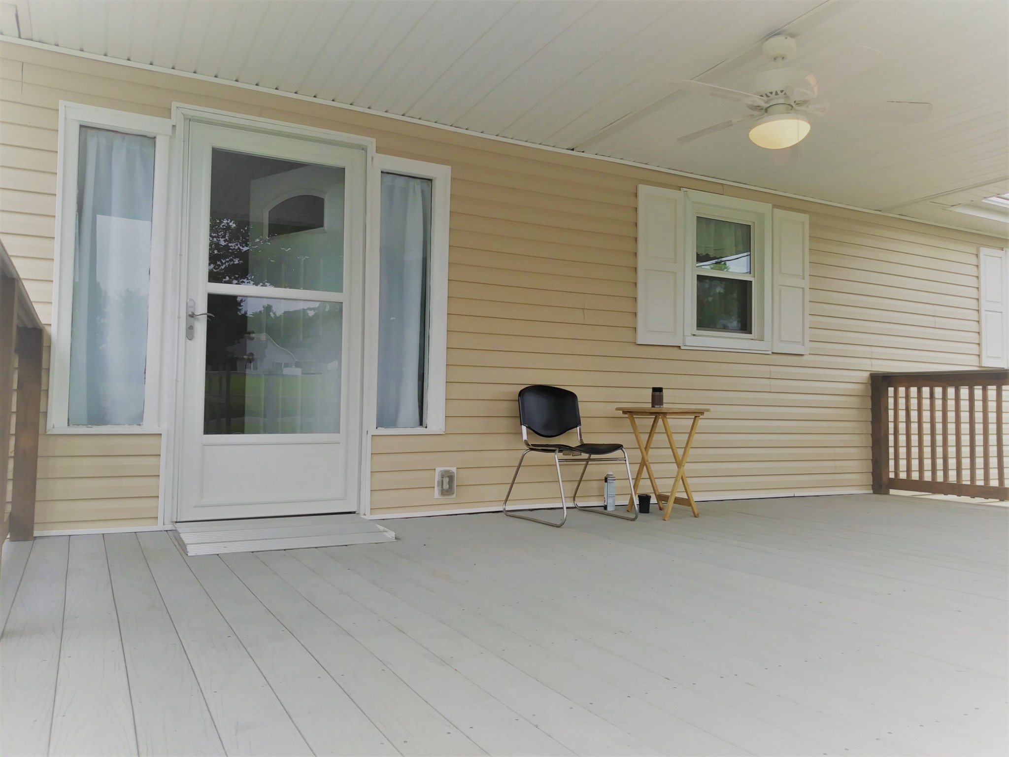 258 Union Ridge Road Wartrace, TN 37183 - Photo 4 of 25 a view of an outdoor space with porch