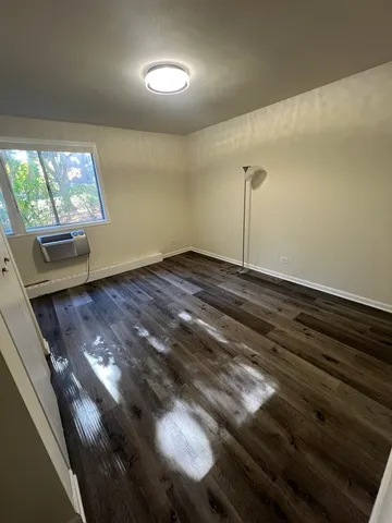 $1,450 | 1471 North Winslowe Drive, Unit 103, Palatine, IL 60074