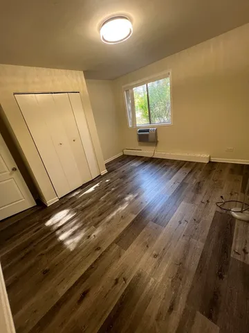 $1,450 | 1471 North Winslowe Drive, Unit 103, Palatine, IL 60074