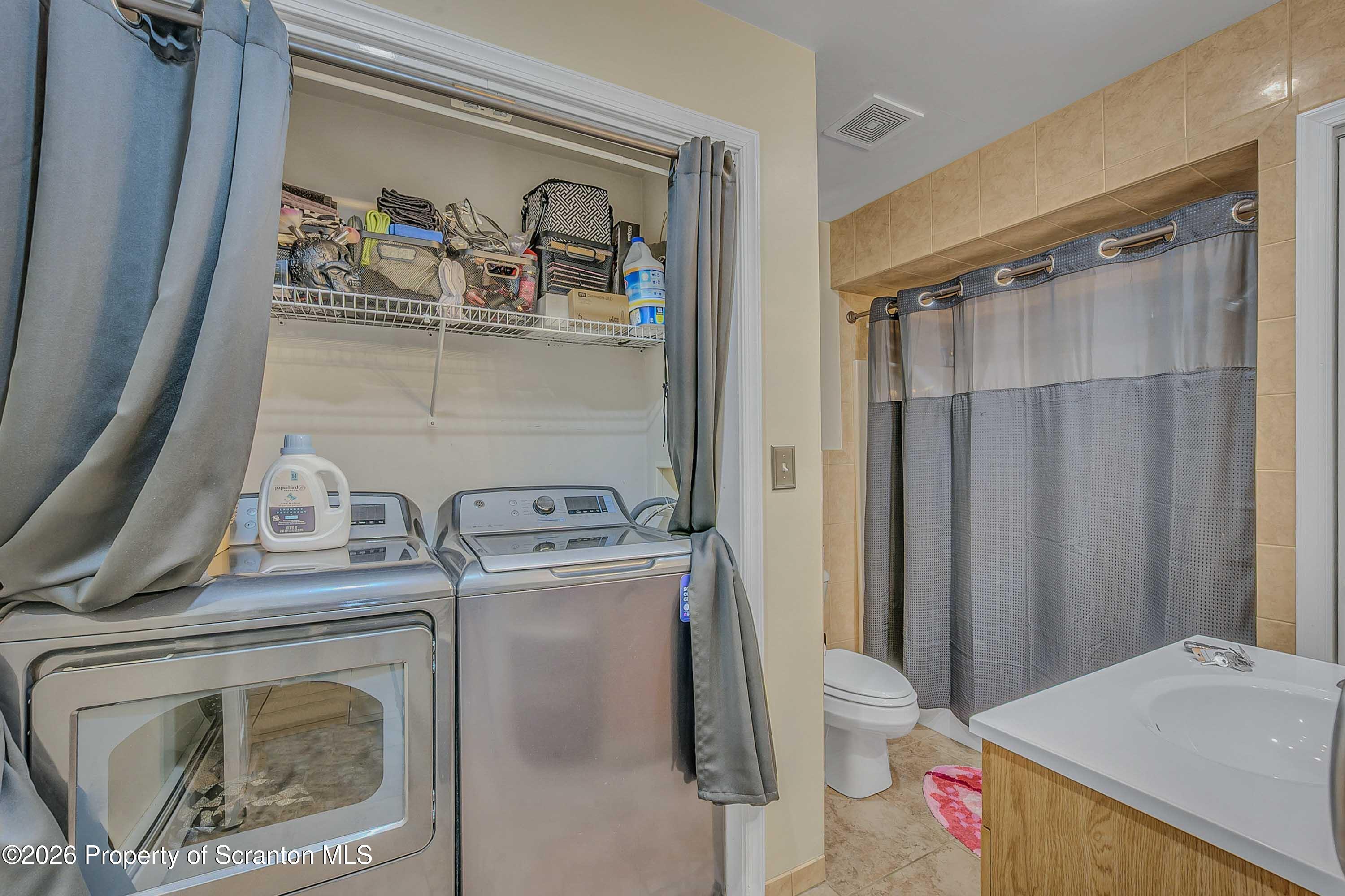 1406 Dorothy Street Scranton, PA 18504 - Photo 16 of 36 Dorothy -16