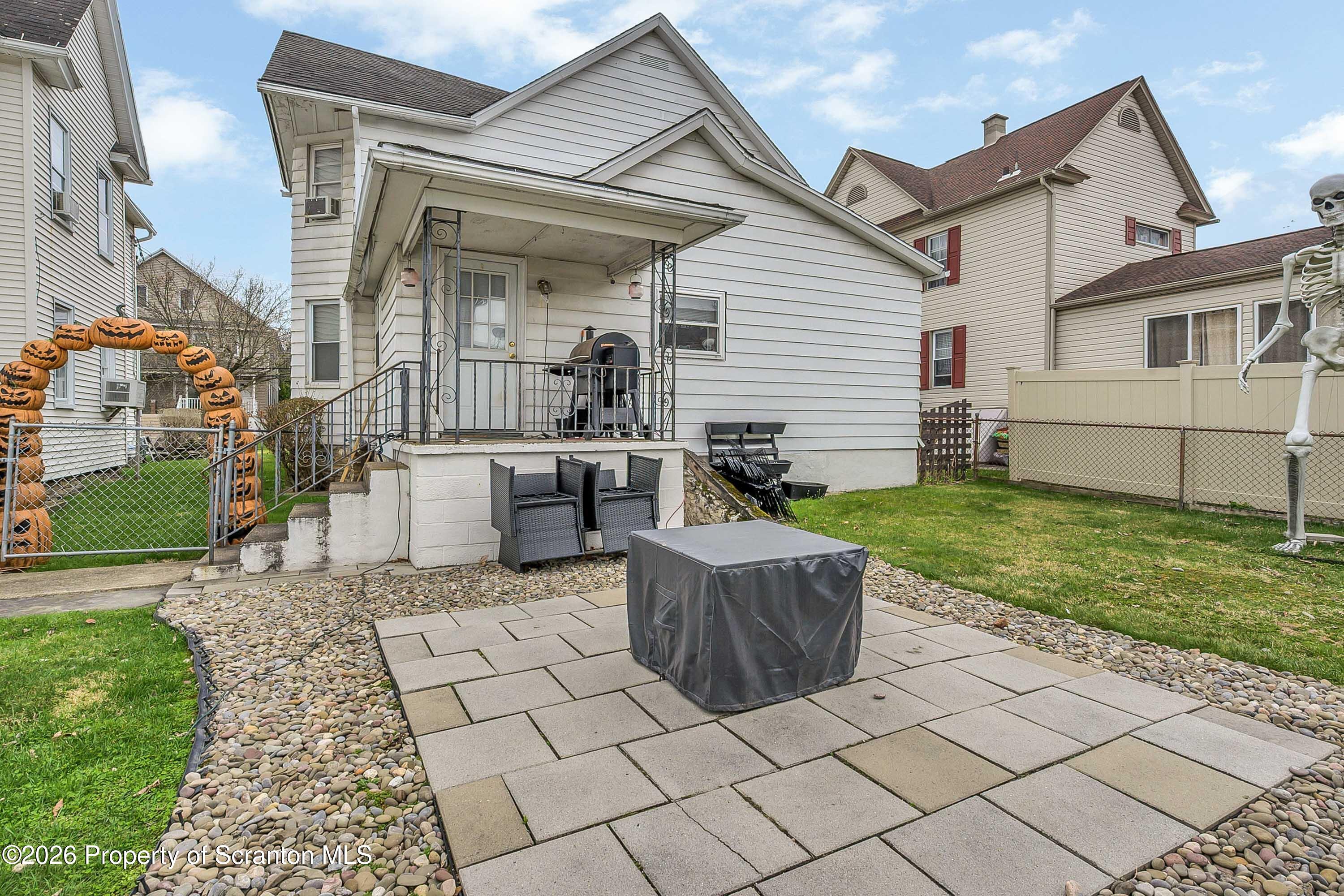1406 Dorothy Street Scranton, PA 18504 - Photo 6 of 36 Dorothy -6
