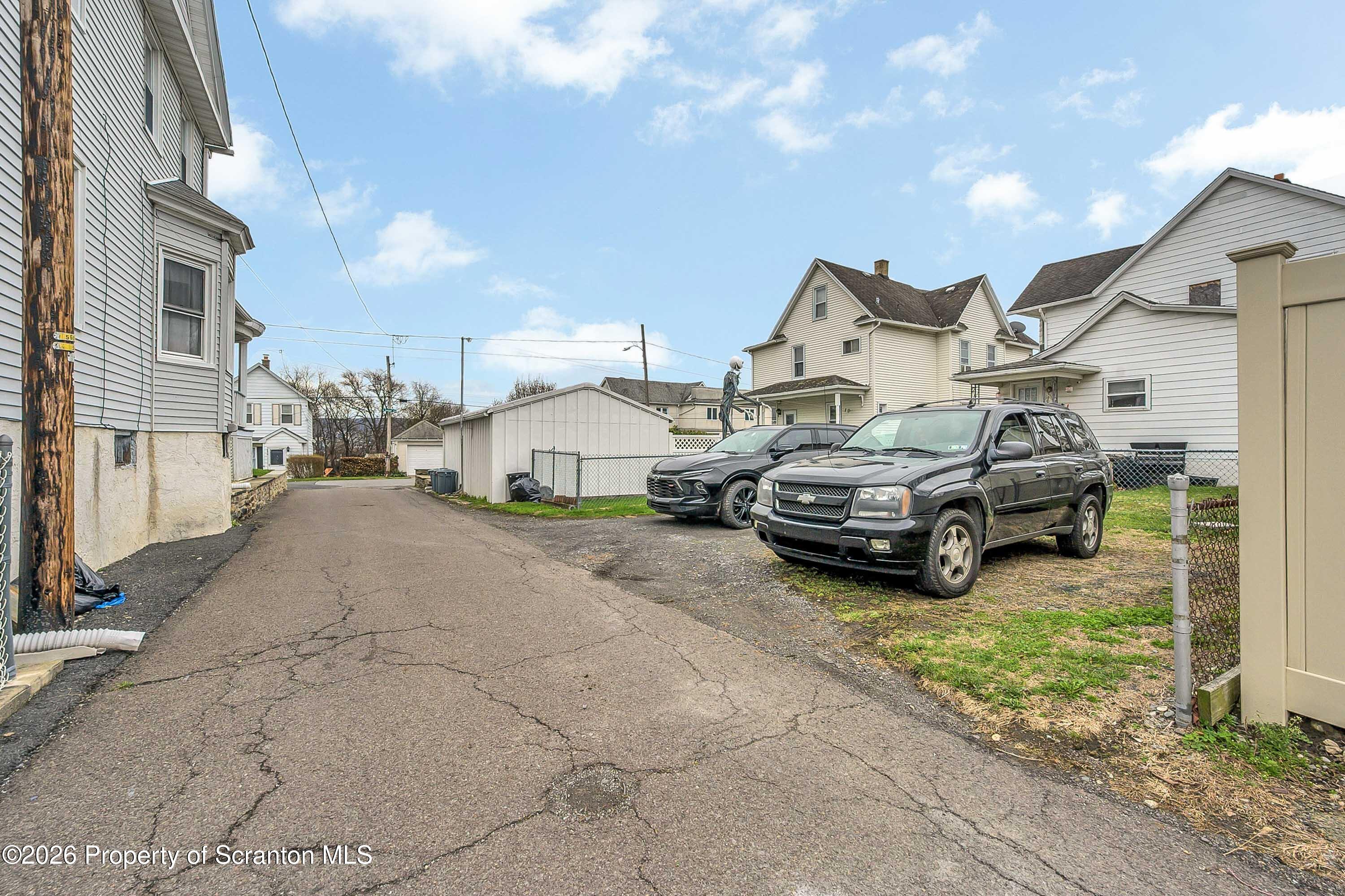 1406 Dorothy Street Scranton, PA 18504 - Photo 7 of 36 Dorothy -7