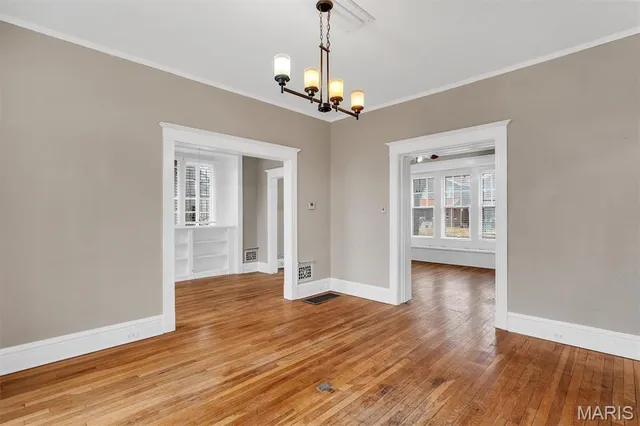 $300,000 | 5854 Waterman Boulevard, St. Louis, MO 63112