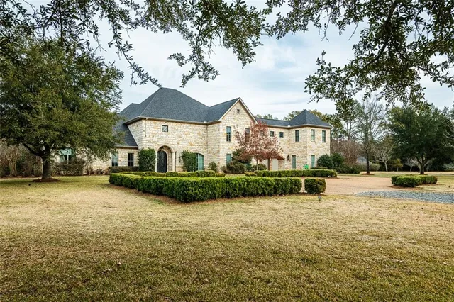 $1,650,000 | 1900 Williams Avenue, Natchitoches, LA 71457