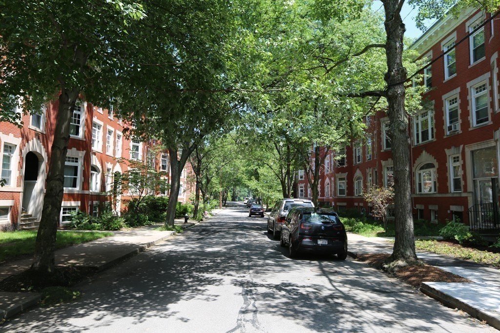 16 Strathmore Road, Unit 2 Brookline, MA 02445 - Photo 18 of 22