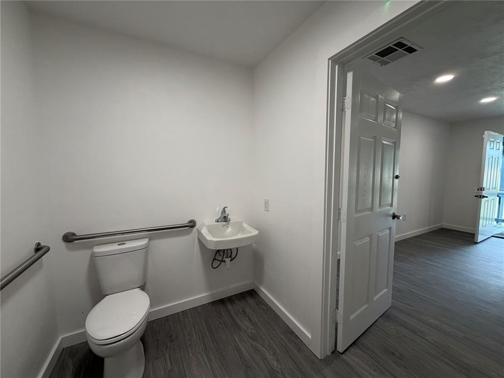 683 North Court Street Bronson, FL 32621 - Photo 15 of 33