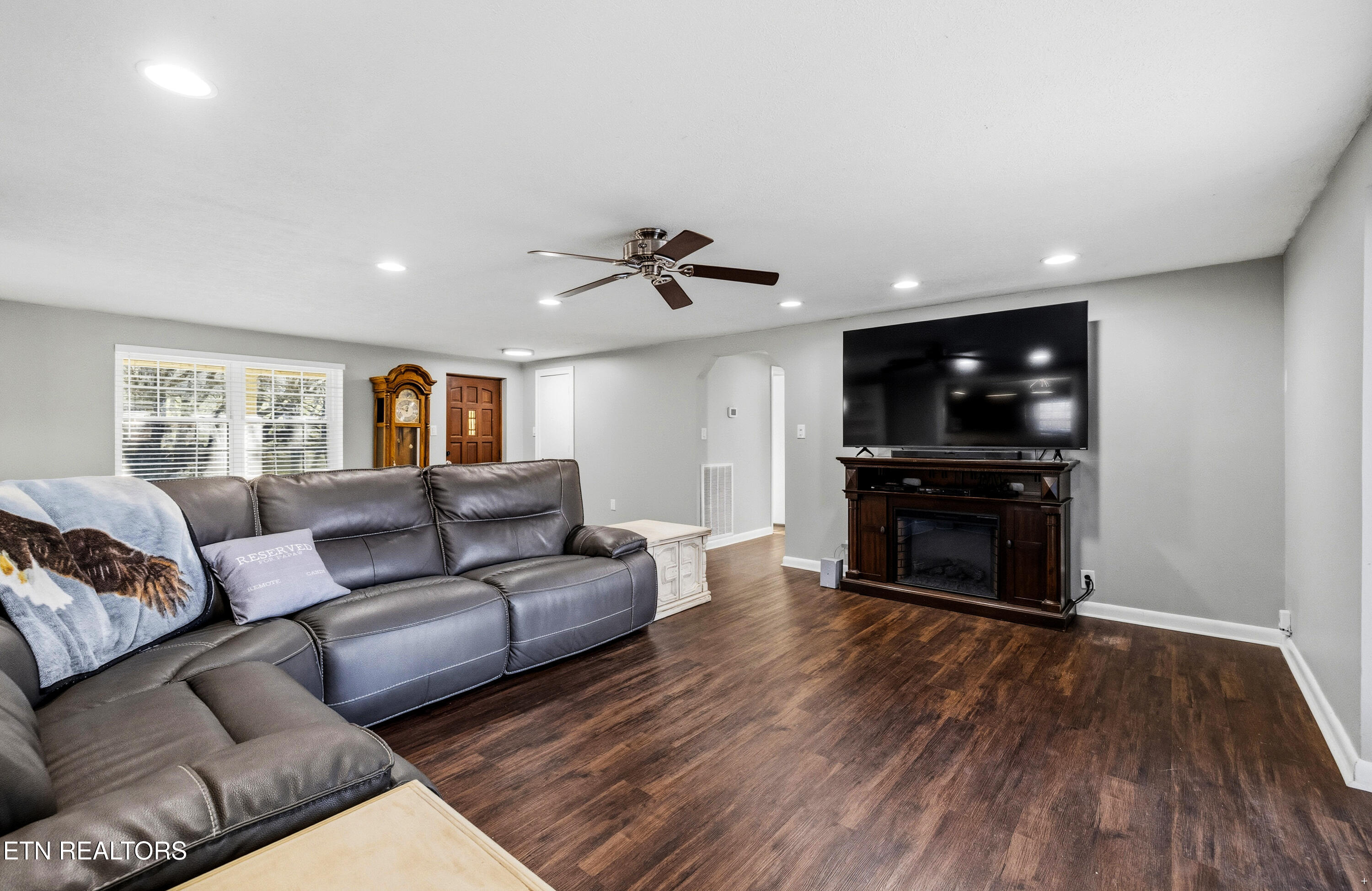 1088 East Wolf Valley Road Heiskell, TN 37754 - Photo 7 of 29 Positive Perceptions-12