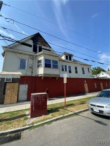 $175,000 | 121 Pond Street, Syracuse, NY 13208