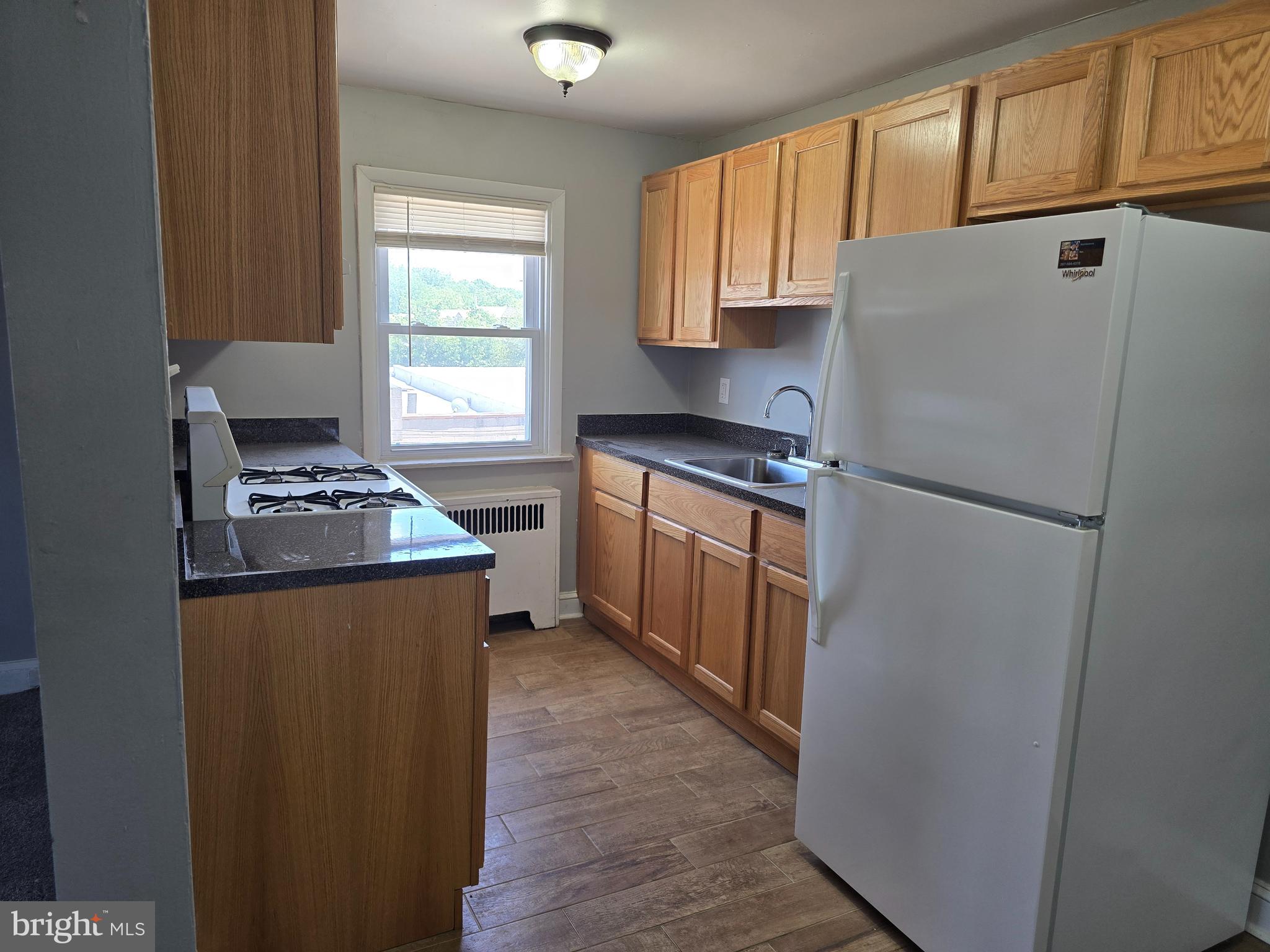 7504 Greenhill Road Philadelphia, PA 19151 - Photo 5 of 11