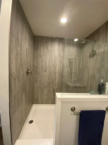 $360,000 | 6109 County Road 225, East Bernard, TX 77435