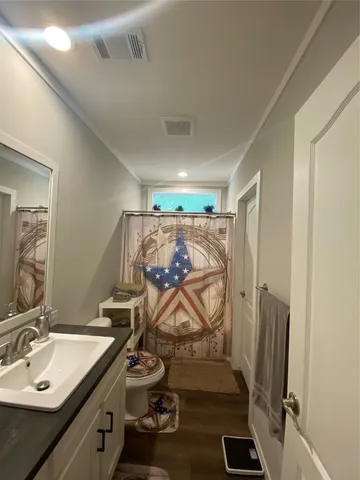 $360,000 | 6109 County Road 225, East Bernard, TX 77435