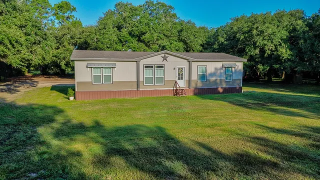 $360,000 | 6109 County Road 225, East Bernard, TX 77435