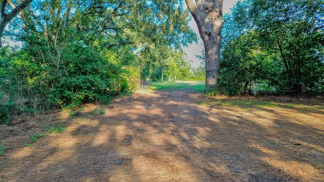 $360,000 | 6109 County Road 225, East Bernard, TX 77435