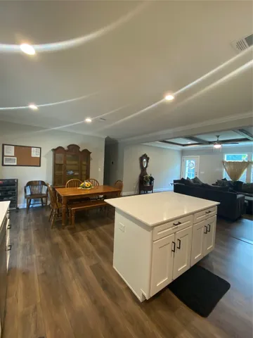 $360,000 | 6109 County Road 225, East Bernard, TX 77435