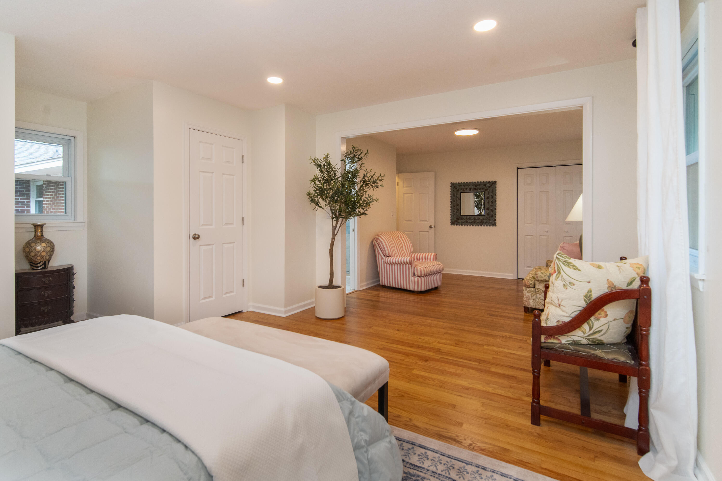 768 Fort Johnson Road Charleston, SC 29412 - Photo 25 of 42 768 Fort Johnson Rd-24