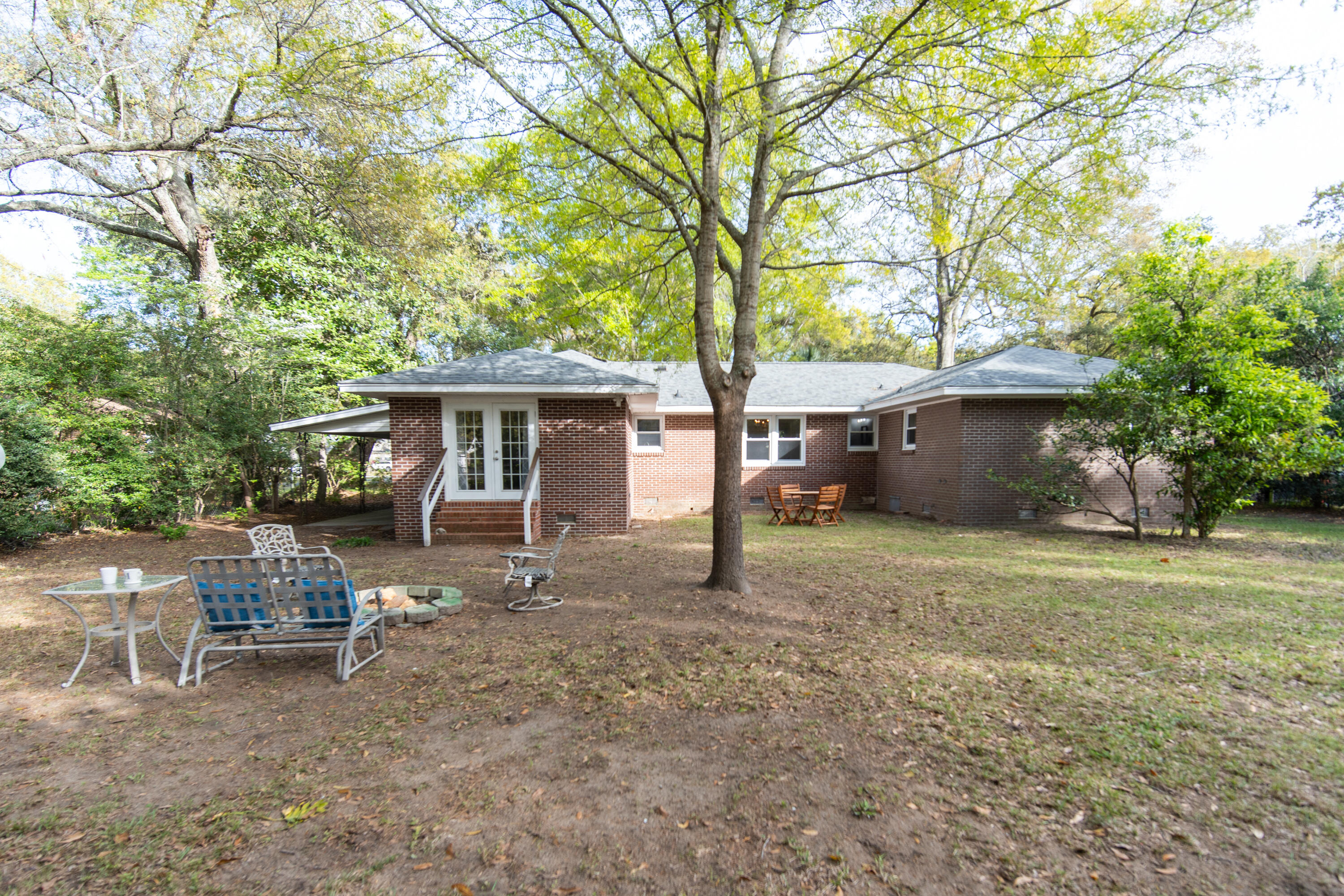 768 Fort Johnson Road Charleston, SC 29412 - Photo 40 of 42 768 Fort Johnson Rd-41