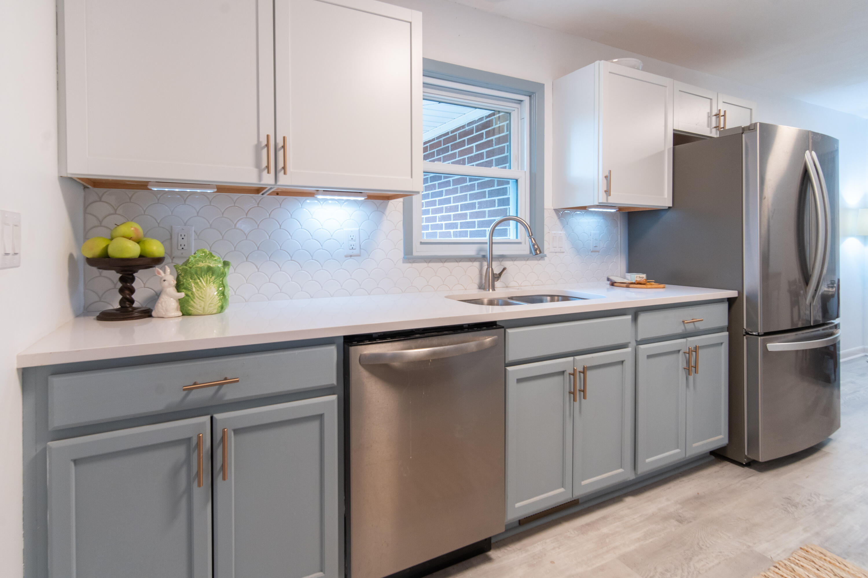 768 Fort Johnson Road Charleston, SC 29412 - Photo 10 of 42 768 Fort Johnson Rd-9