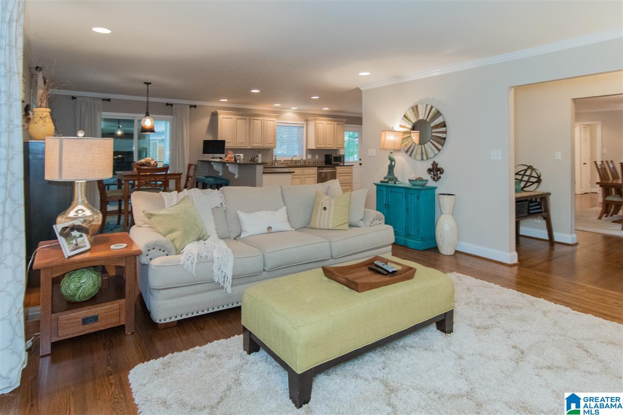 635 Rumson Road Birmingham, AL 35209 - Photo 3 of 49